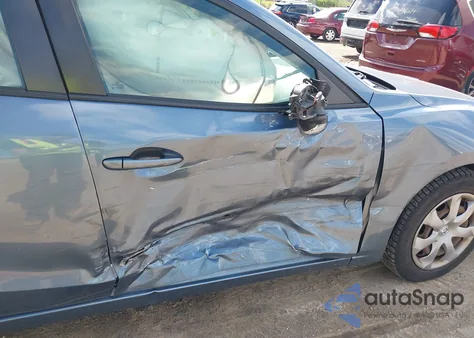 2015 Mazda Mazda3 I Sport z USA, uszkodzony, nr VIN 3MZBM1U71FM156674